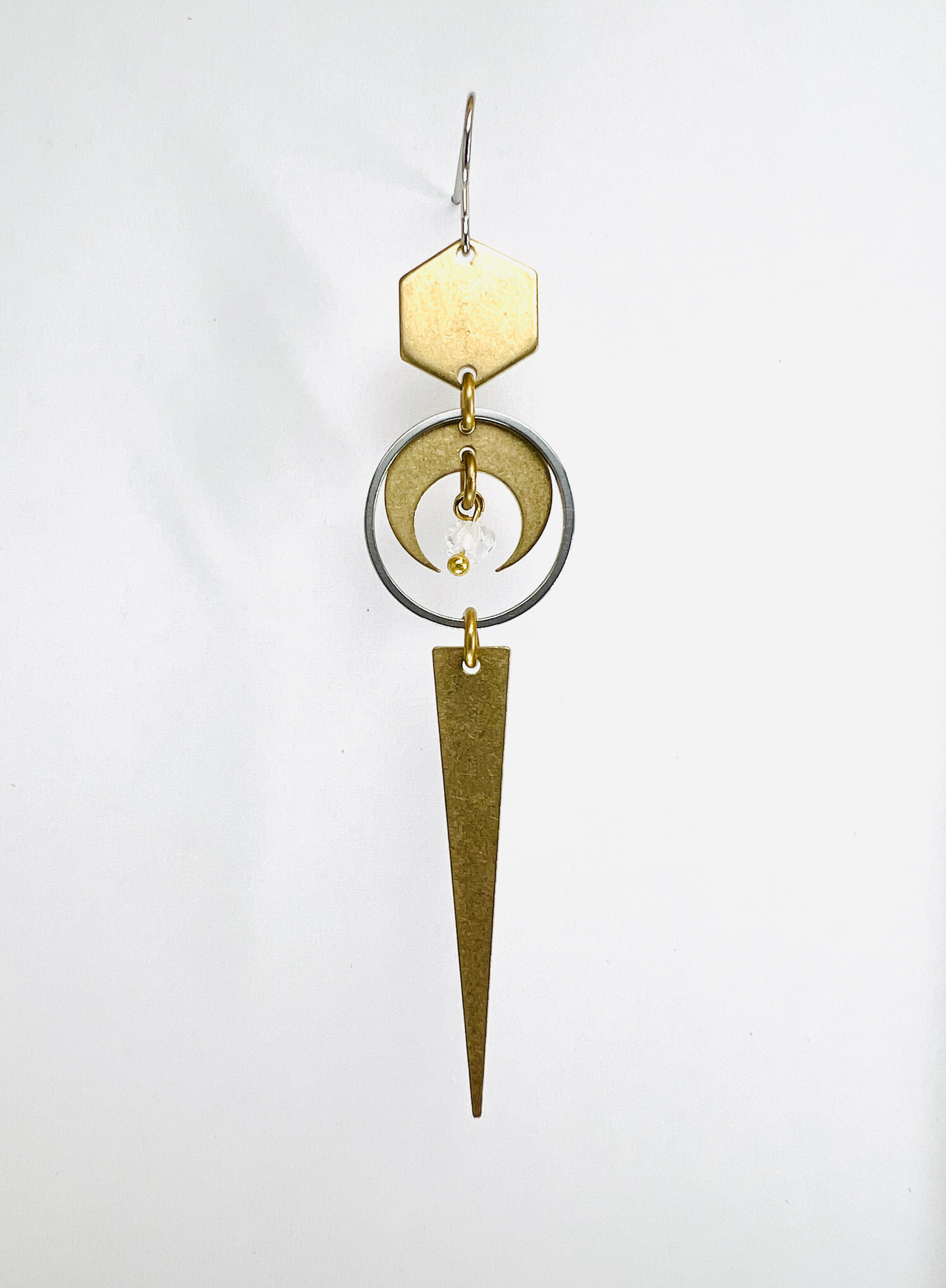 Herkimer Diamond single crystal earring, handmade manifestation jewelry designed to support clarity, focus, and alignment with personal purpose.